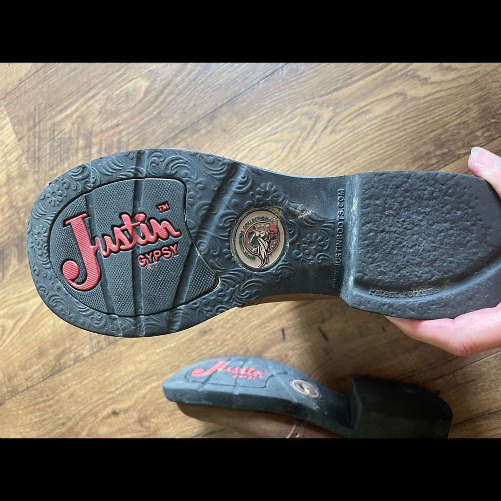 Justin cowboy boots